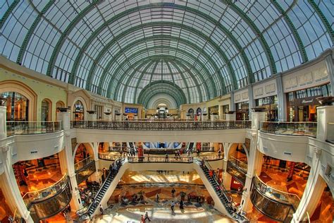 Things to Do at The Mall of The Emirates .